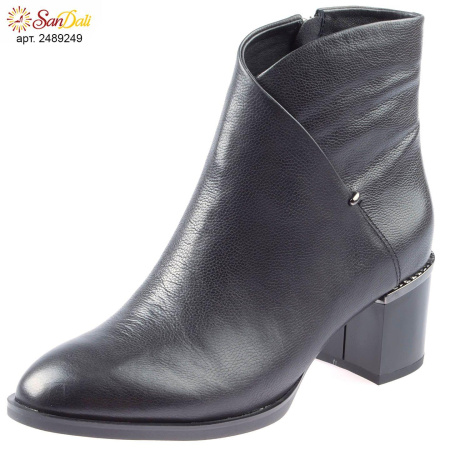 Ботинки осенние GRA