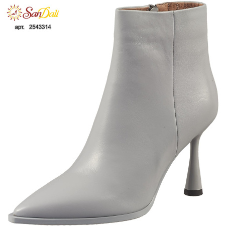 Ботинки осенние GRA