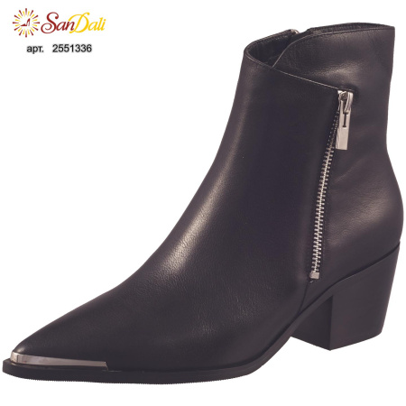 Ботинки осенние GRA